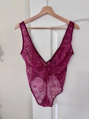 Victoria's Secret Mauve Floral Lace Teddy Lingerie Women’s Size Small